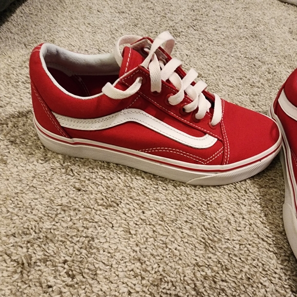 Vans Classic Red Shoe - Picture 4 of 5
